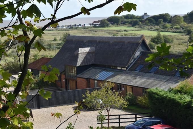 Dingle Marsh Barns Hotel ดันนิช ภายนอก รูปภาพ